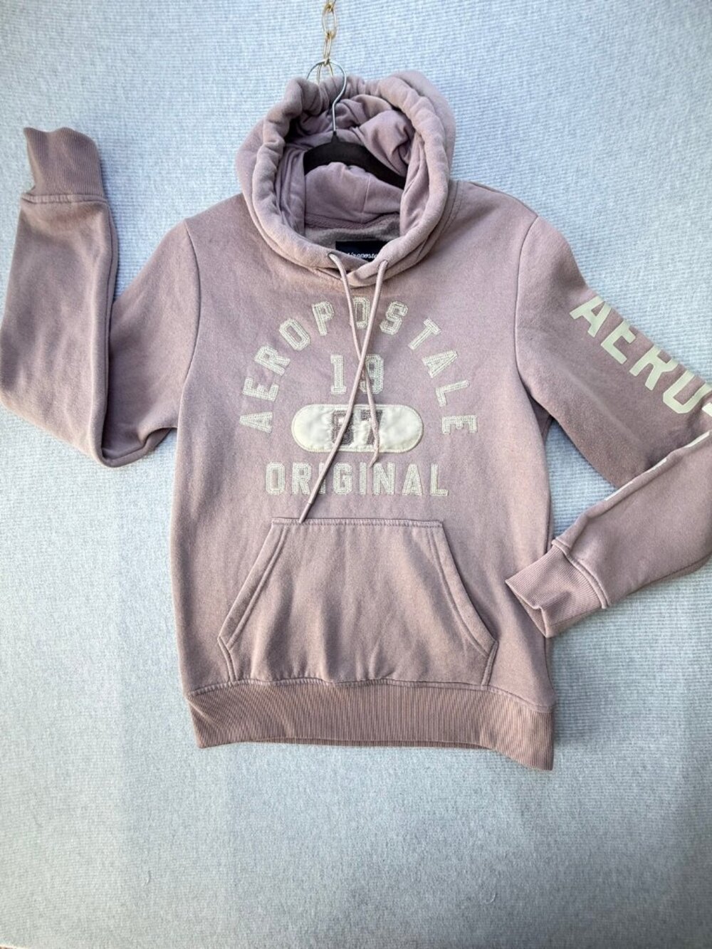 Aeropostale 1987 Original Embroidered Pullover Hoodie Mauve Womens S